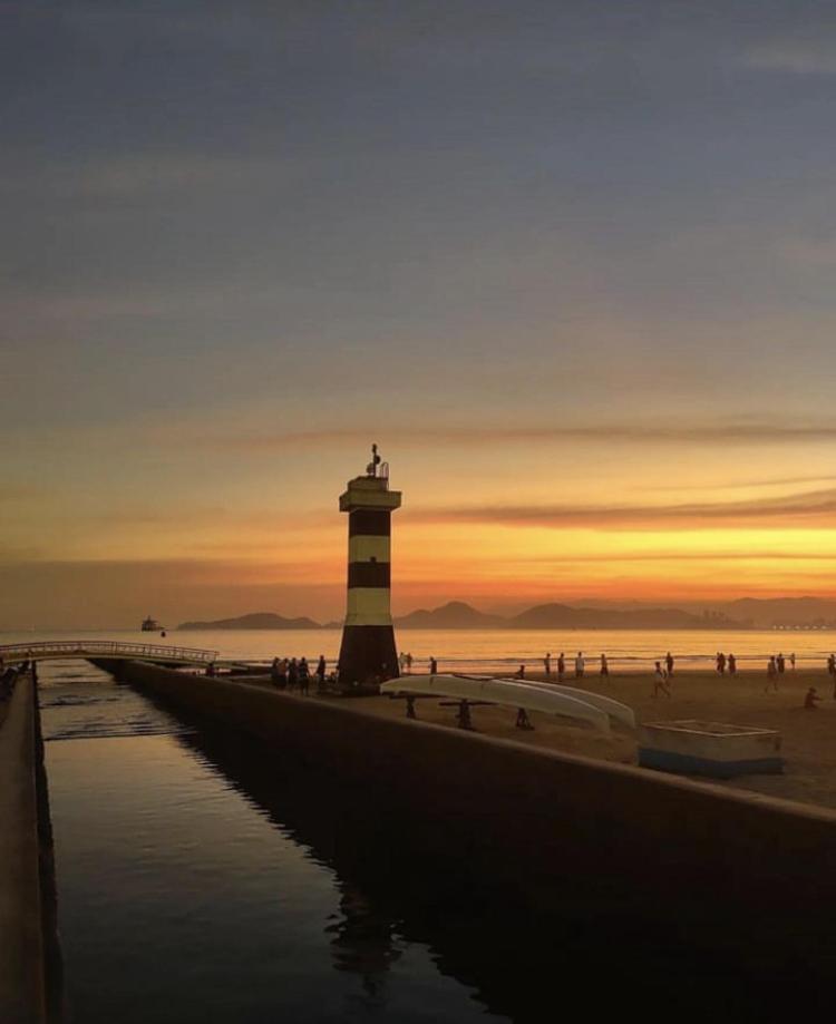 Apartamento Em Santos No Gonzaga Em Frente A Praia 外观 照片